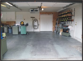 Garage Floor Before the Pro Garage Floor Covering.